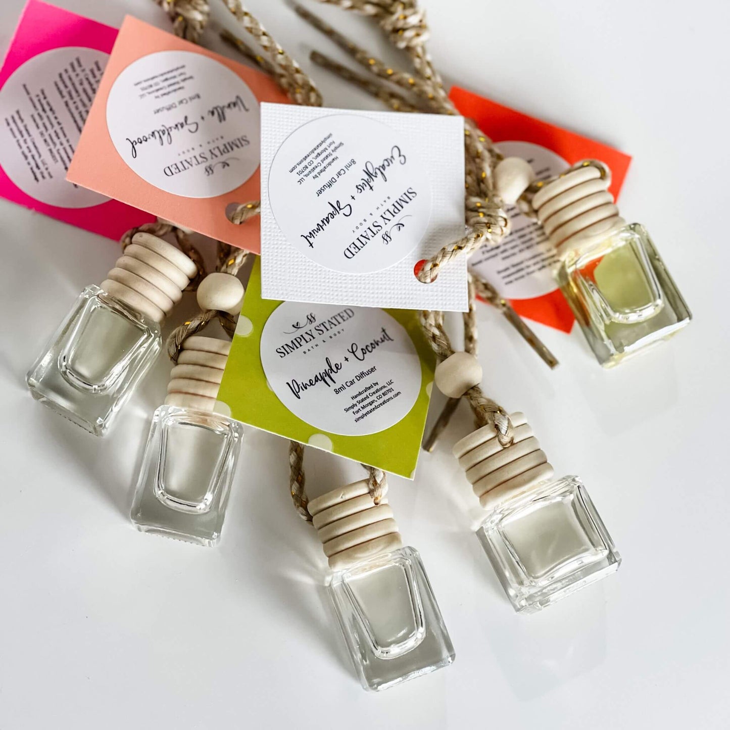 Signature Car Diffuser β Long-Lasting Auto Fragrance