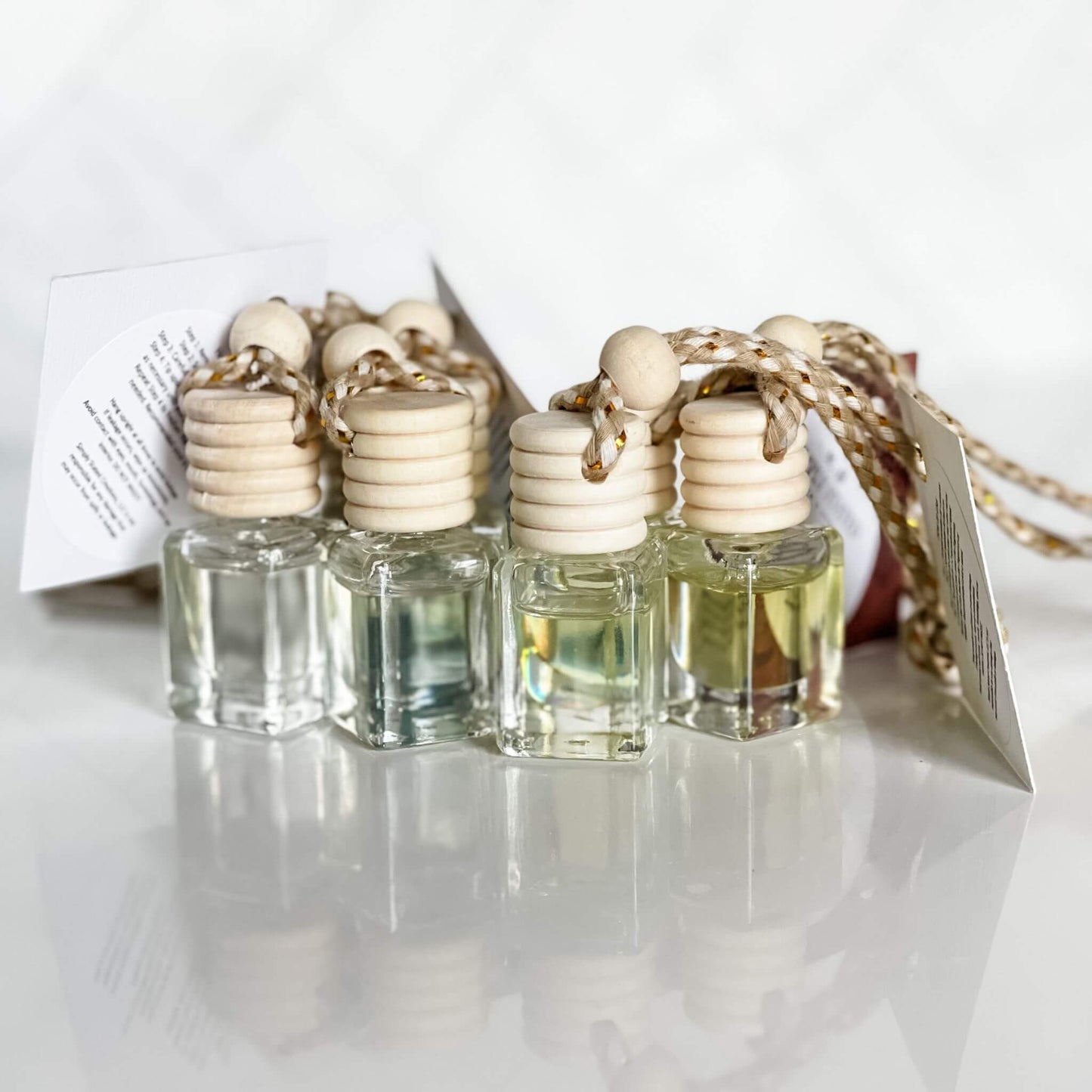 Signature Car Diffuser β Long-Lasting Auto Fragrance