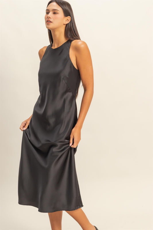 Look My Way Satin Sleeveless Midi Dress