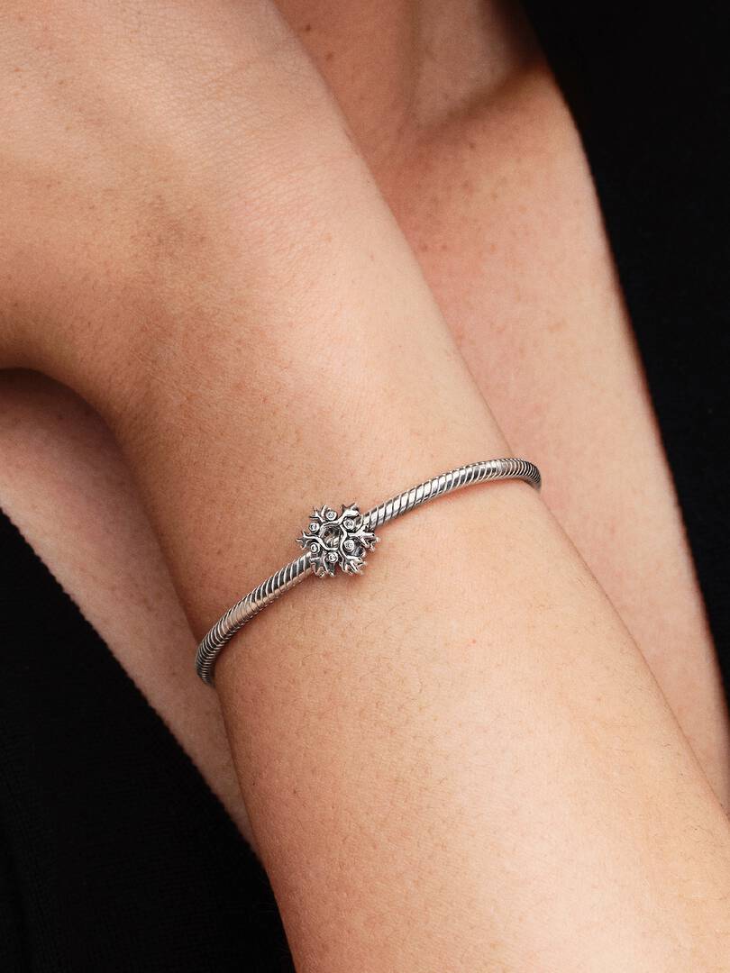 Snowflake Charm Sterling silver