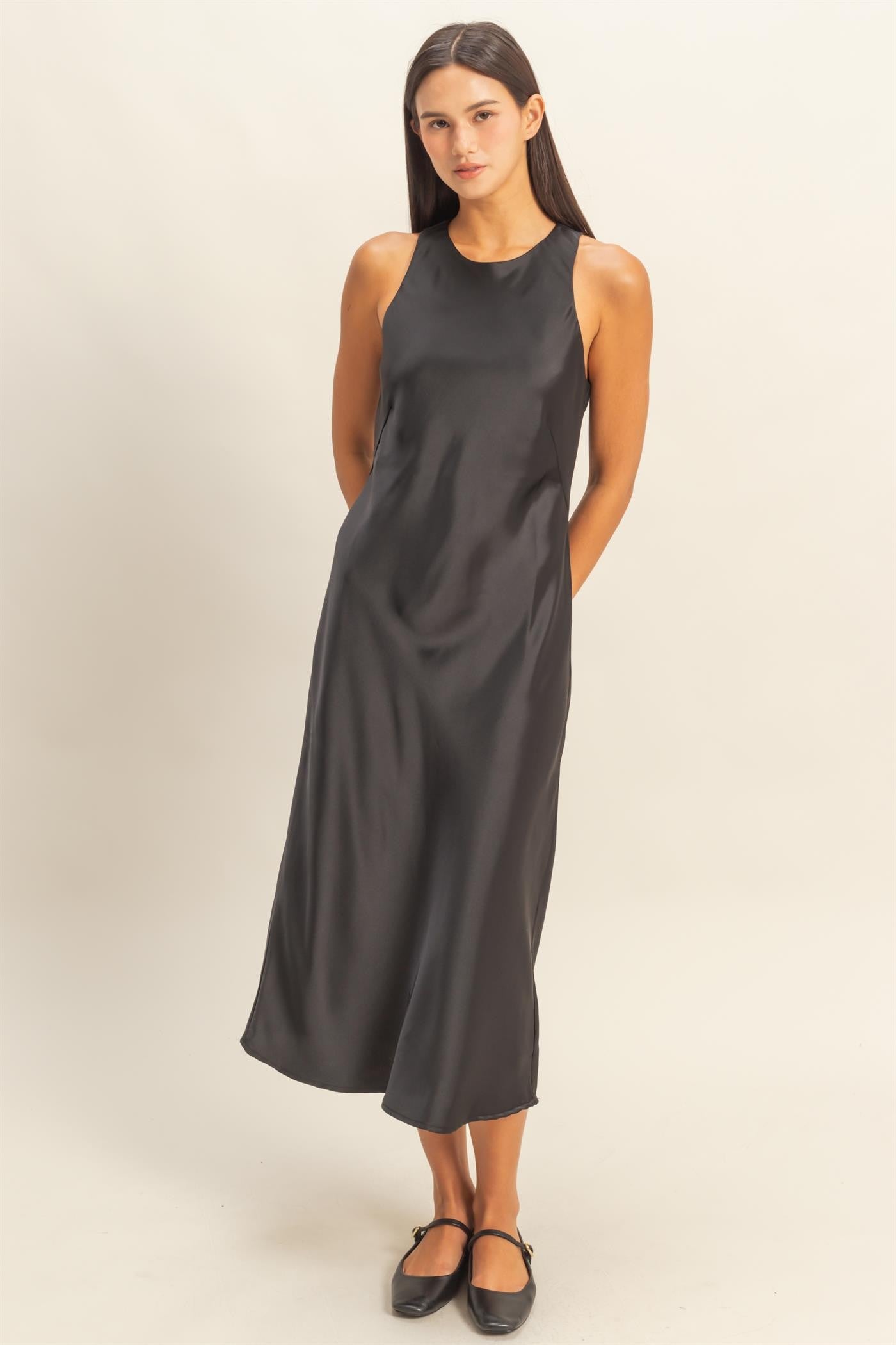Look My Way Satin Sleeveless Midi Dress