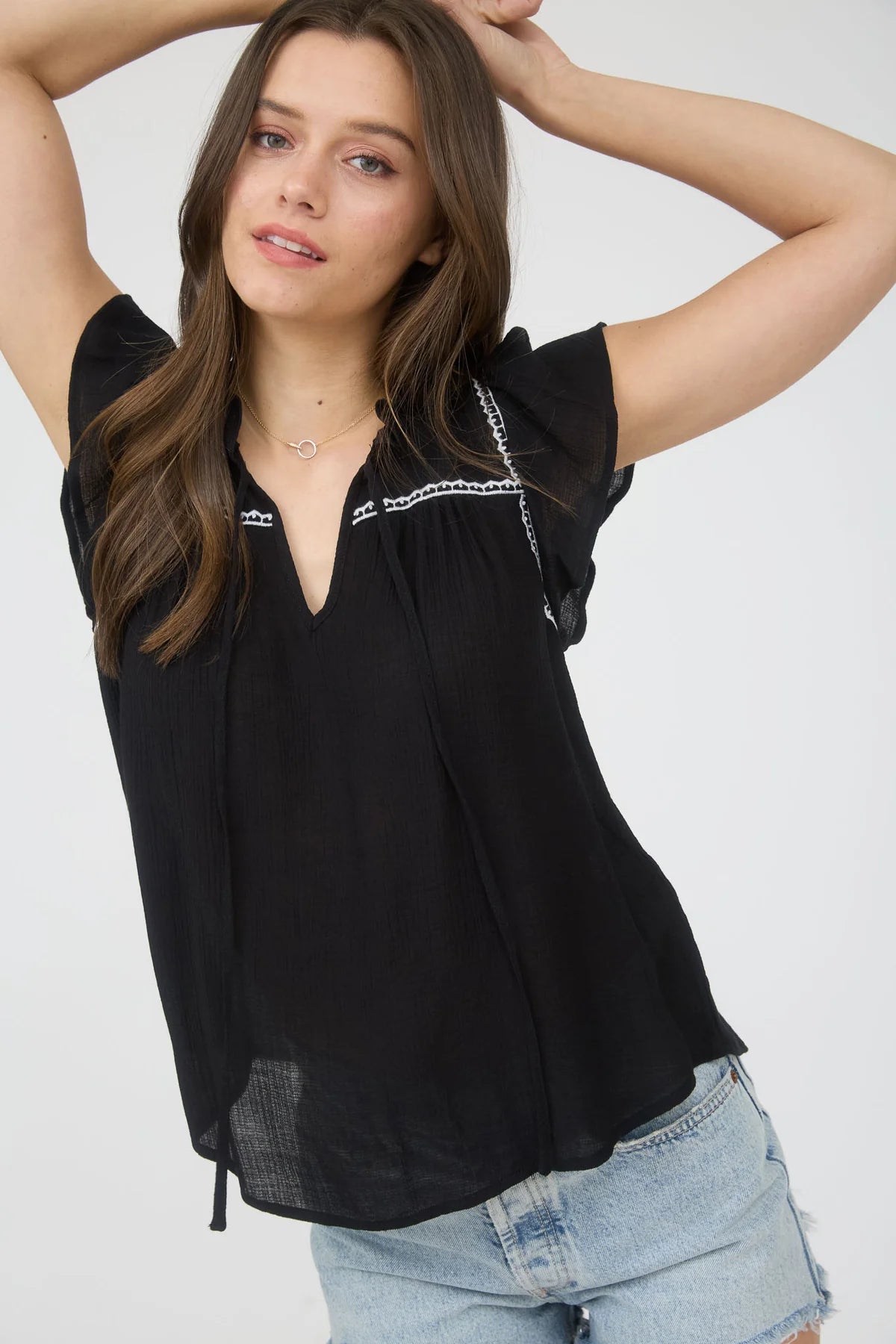 Contrast Code Top