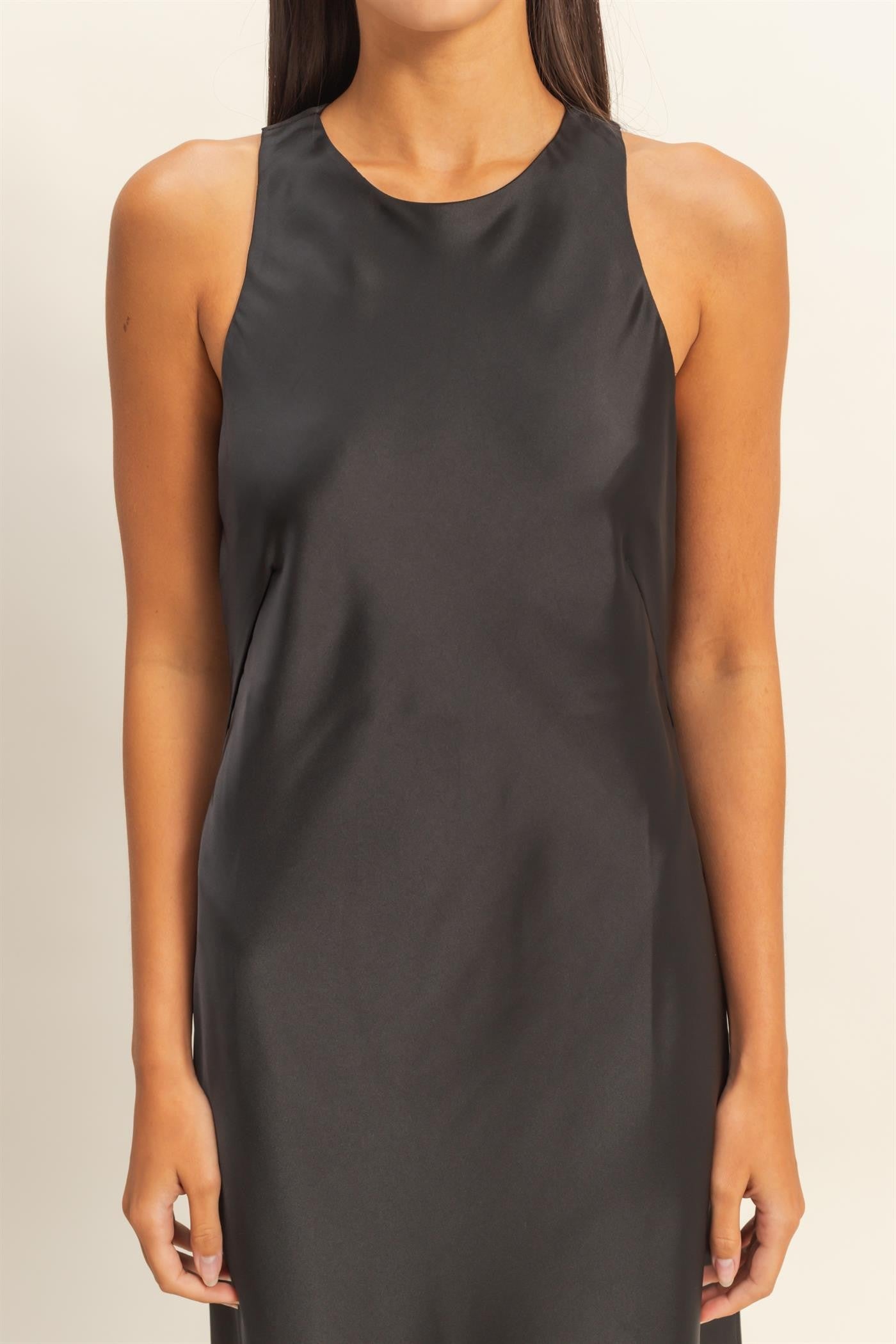 Look My Way Satin Sleeveless Midi Dress