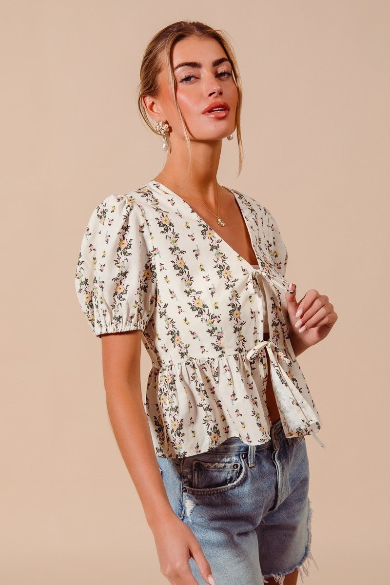 SO ME Floral Print Tie Front Shirred Hem Blouse