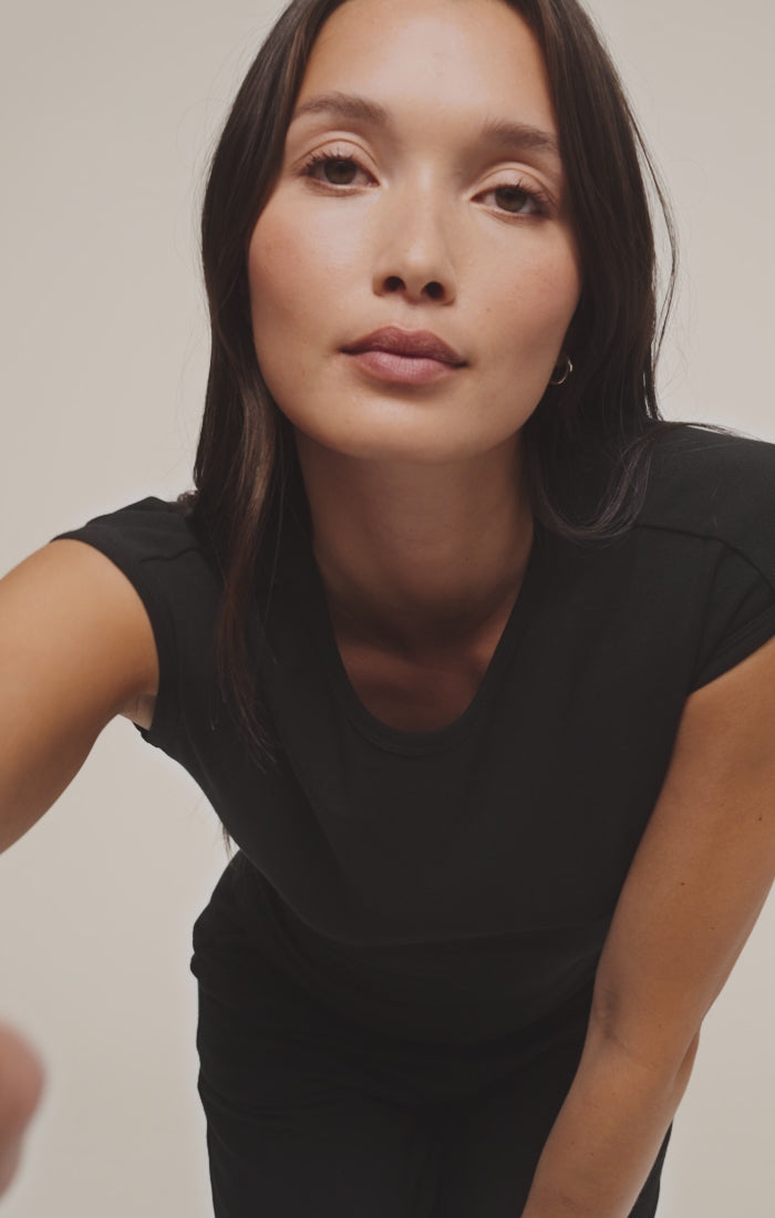 girl in black t shirt